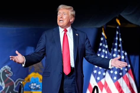 Republicans worry Donald Trump’s campaign strategy against .